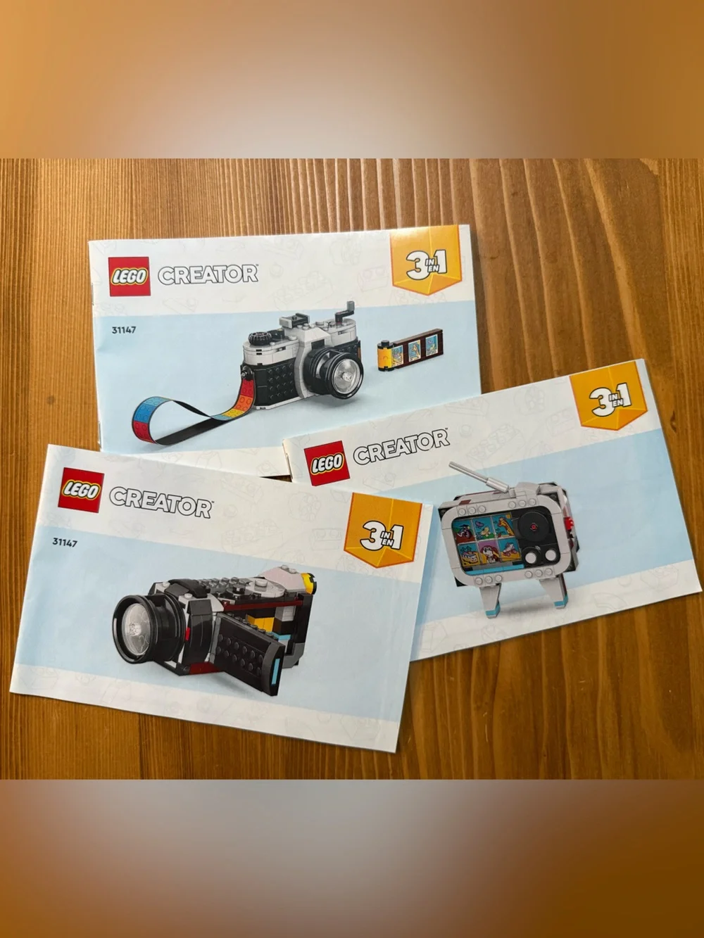LEGO Retro Camera 3-in-1 Creator set